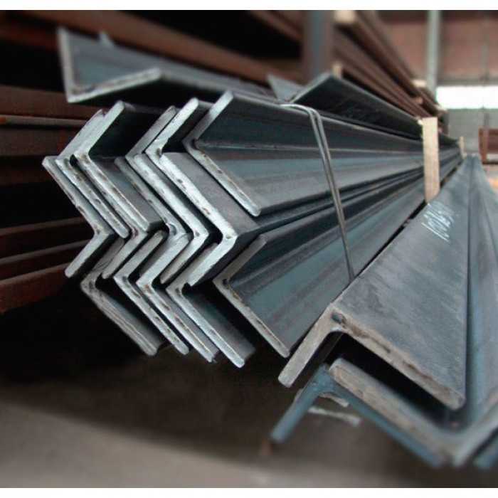 Уголок горячекатаный неравнополочный 63х40х5 мм 6 м